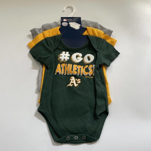 Oakland A's Uniform Jersey Bodysuit Outfit Baby Size 12M 3‎ Piece Set MLB - Picture 1 of 7